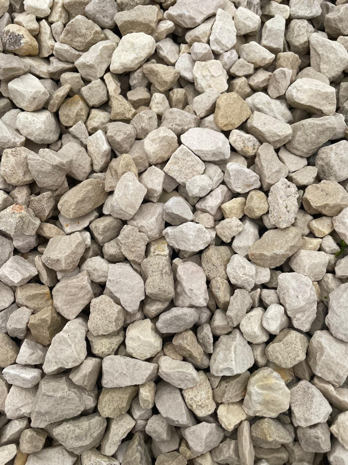 Yorkshire Cream Gravel 20mm